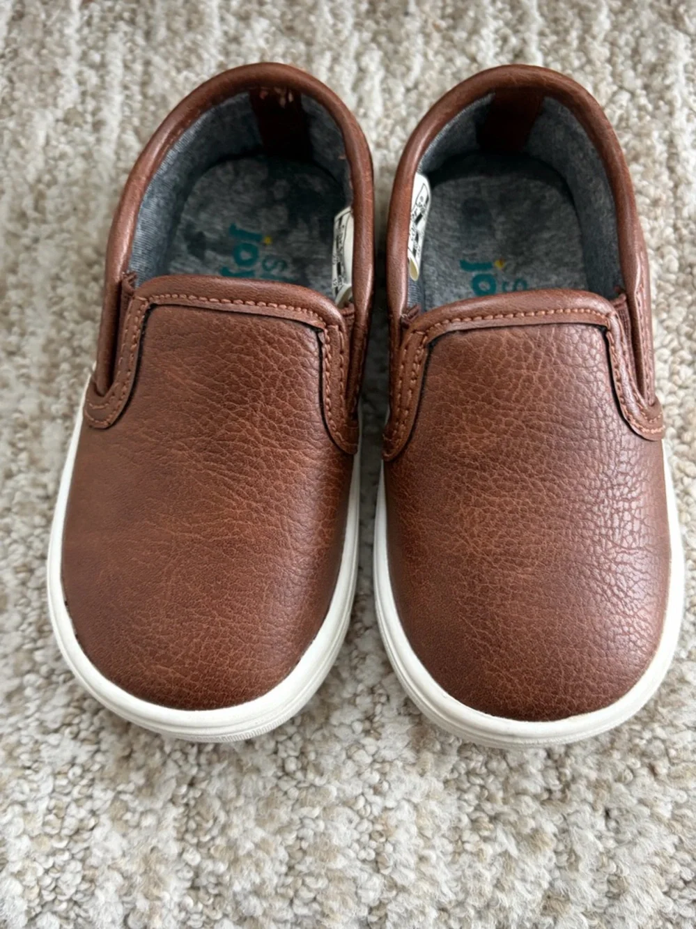Carters excellent used
